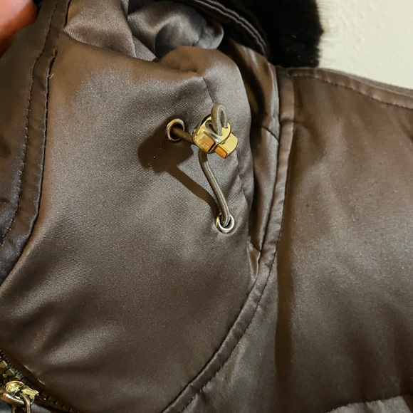 The coat in good condition. Used only one season. - Picture 6 of 8